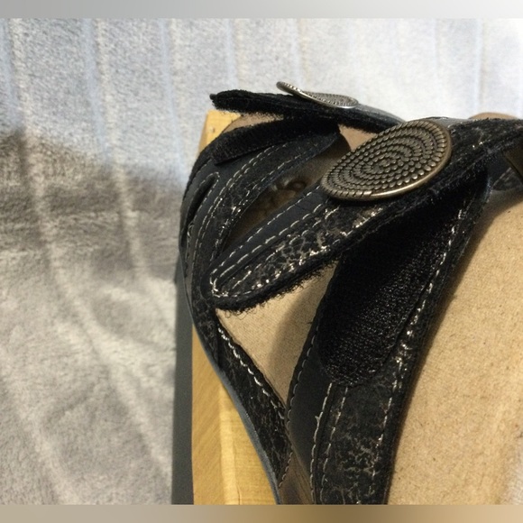 Romika Fidschi 22 Black Gold Women's Sandals EU 37 US 6 to 6.5 - Picture 7 of 13